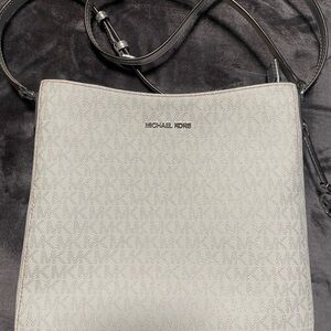 Michael Kors White/Silver Jacquard Bag
